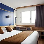 Hotel Median Congres 3*