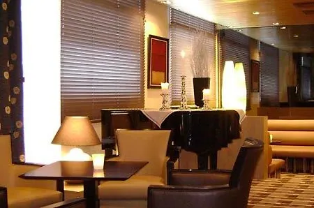 Hotel Median Congres 3*