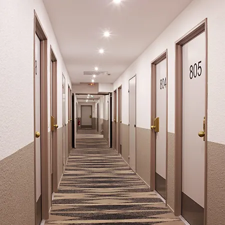 Median Congres Hotel 3*