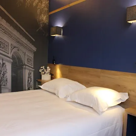 Hotel Median Congres 3*