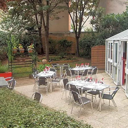Median Congres Hotel Paris