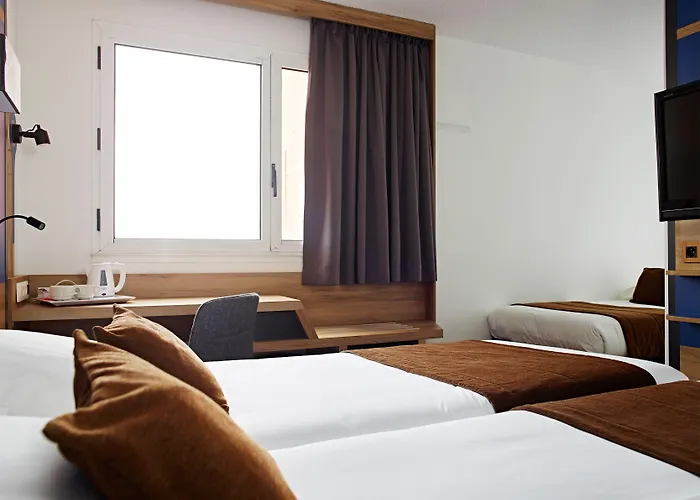 Szálloda Median Congres Párizs