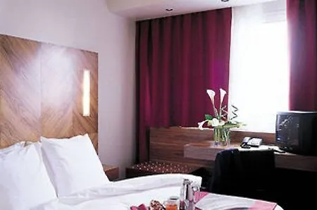 Median Congres Hotell Paris